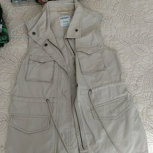 Explorer vest